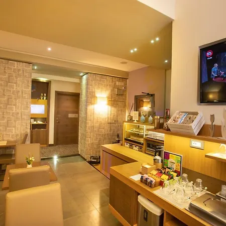 Dimora San Felice Bed & Breakfast Naples
