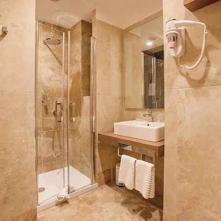 Nocleg ze śniadaniem Dimora San Felice 4*