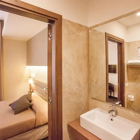 Couette-café Dimora San Felice 4*